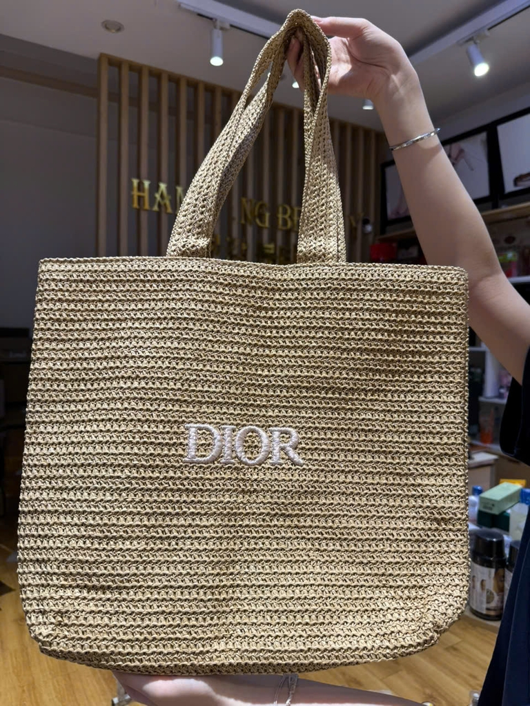 Túi Cói Dior gift Beauty