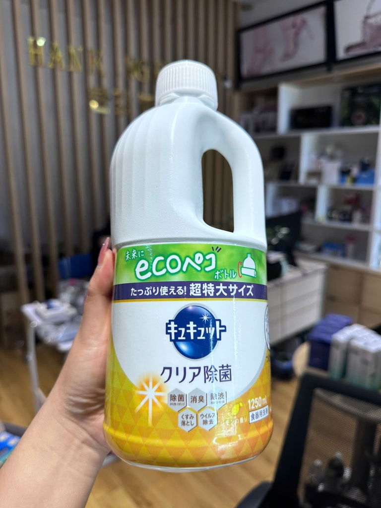 Nước rửa chén diệt khuẩn KAO Kyukyutto Clear 1380mL nội địa Nhật (có VAT)