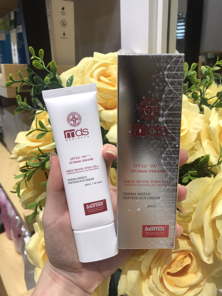 Kem chống nắng tế bào gốc trắng cho da treatment Medi Shyn Stem Cell Derma Shield Peptide Sun Cream