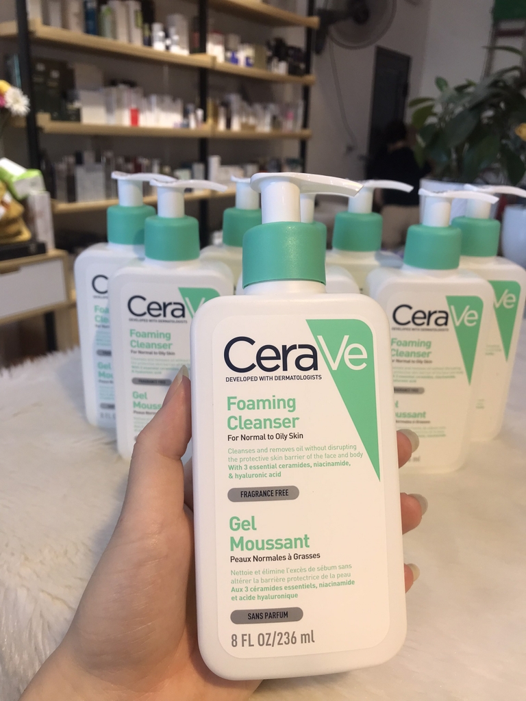 Sữa rửa mặt dịu nhẹ Cerave Foaming Cleanser For Normal to Oily skin Gel Moussant cho da dầu