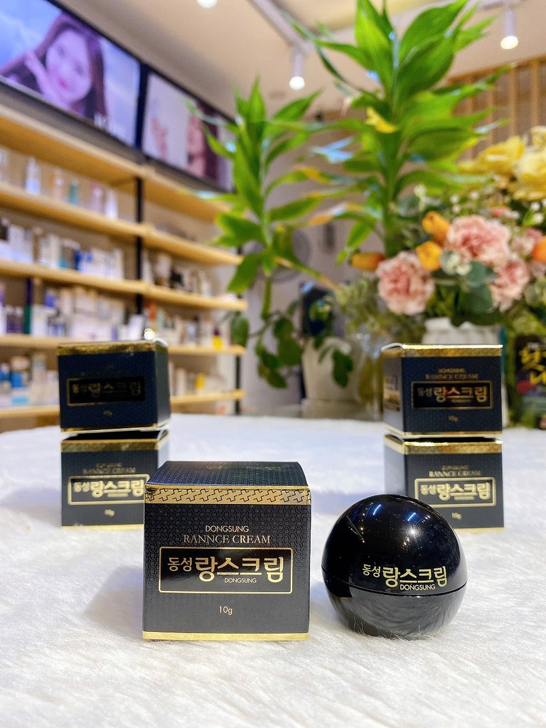 Kem trị nám cao cấp Dongsung Rannce Cream.