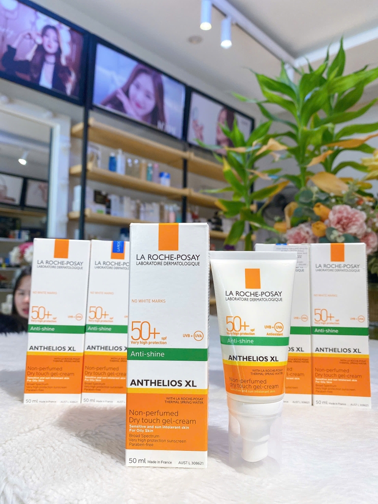 Kem Chống Nắng phổ rộng cho da dầu LaRoche Posay Anthelios 50+ Gel-creme Anti Brillance