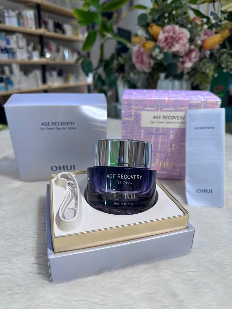 Kem dưỡng mắt giúp trẻ hóa vùng mắt Ohui Age Recovery Eye Cream 50ml Hàn Quốc
