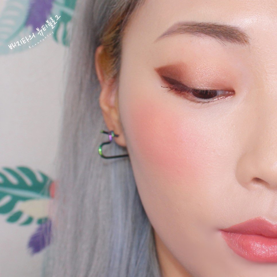 Son Kem Kết Hợp Má Hồng Cực Xinh Missha Glow Lip Blush.