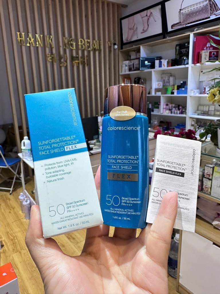 Kem Chống Nắng nâng tông chống ánh sáng xanh Colorescience Sunforgettable Total Protection Face Shield Flex SPF 50 Pa++++ 55ml