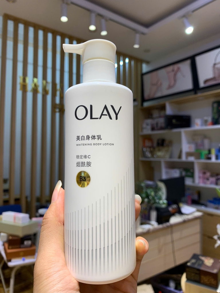 Dưỡng thể Olay Body Cellscience B3+ Optic Glow Radiance siêu trắng sáng da Nội Địa Trung