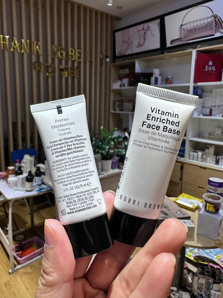 Kem Lót Dưỡng Ẩm, Mịn da, Kiểm soát dầu nhờn Bobbi Brown Vitamin Enriched Face Base 15ml
