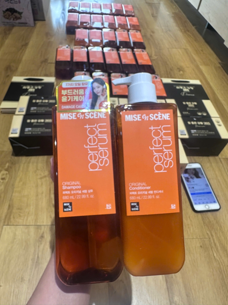 Dầu xả cho tóc khô, hư tổn, dễ rụng MiseEn Scene Perfect Serum Original Conditioner 680ml (cam)