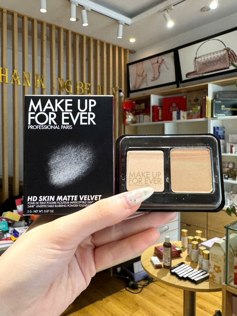 Phấn phủ nén kiềm dầu, lì mịn, thoáng nhẹ da Make Up For Ever HD Skin Matte Velvet 24H Mini 2g - Tone 1R02 sáng hồng tự nhiên