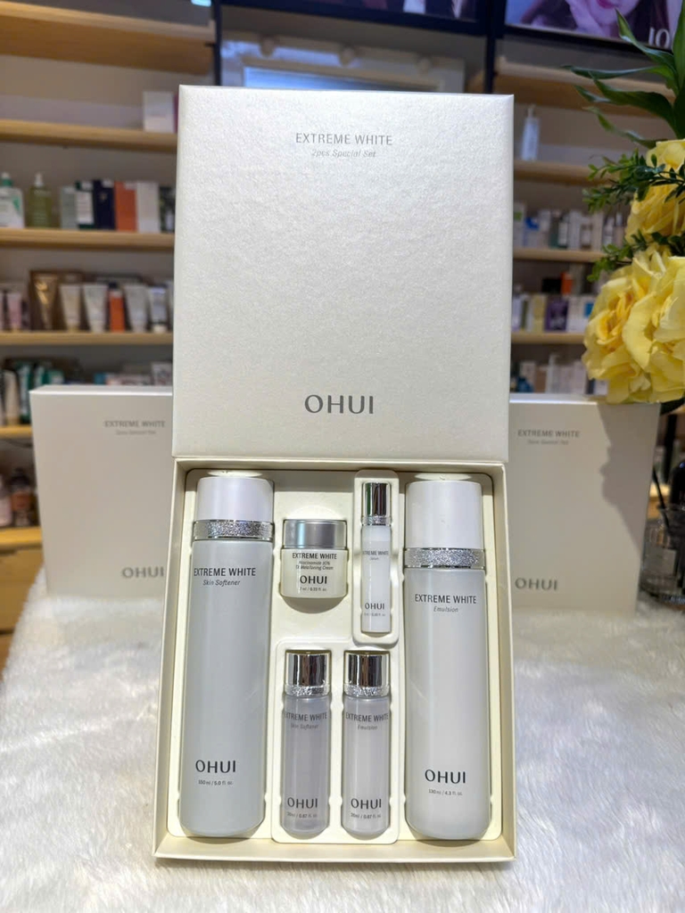 Set Nước Hoa Hồng, Sữa Dưỡng, Kem Trắng Da Mờ Nám Ohui Extreme White 2pcs Special Set