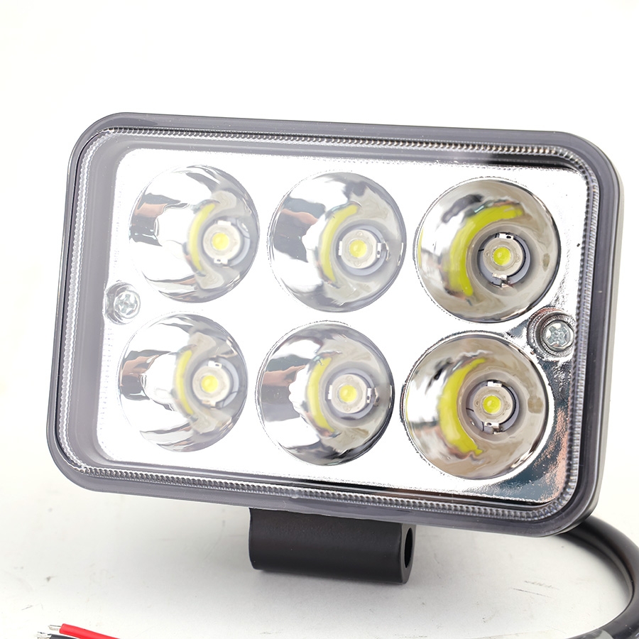 Đèn LED Trợ Sáng Bảng Chữ Nhật Viair 6 Bóng Trắng 12-30V (77x111mm)