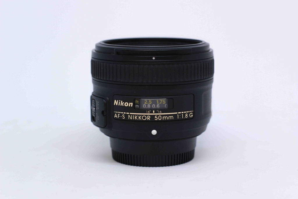 Nikon  AF-S  NIKKOR  50mm  1:1.8 G