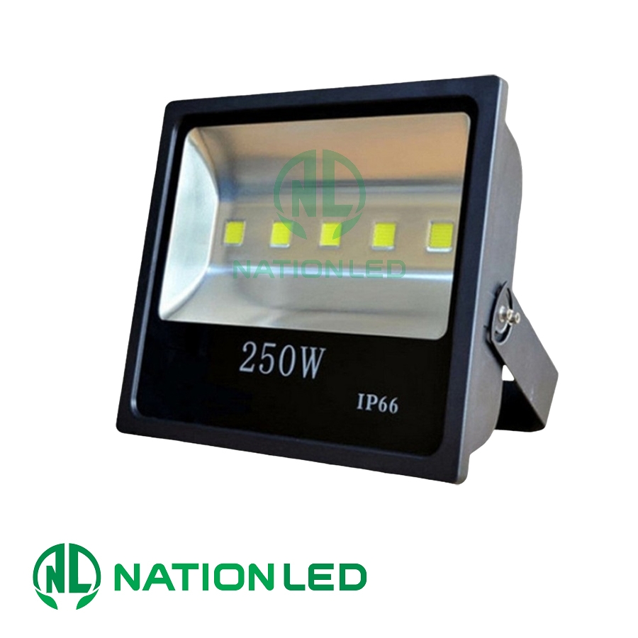 Đèn Pha LED Chiếu Rộng 250W