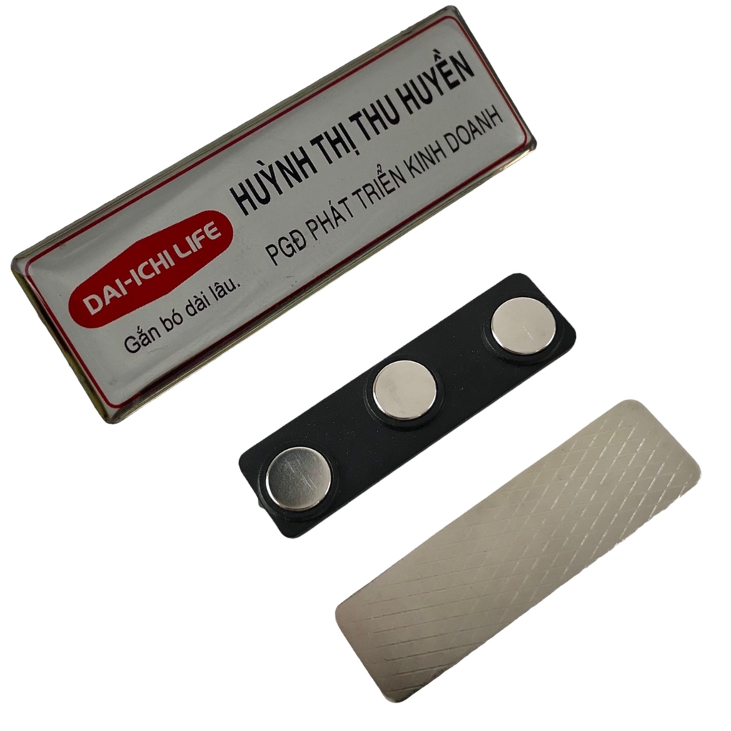Thẻ tên kim loại đổ keo gắn kim 004 / nam châm N010