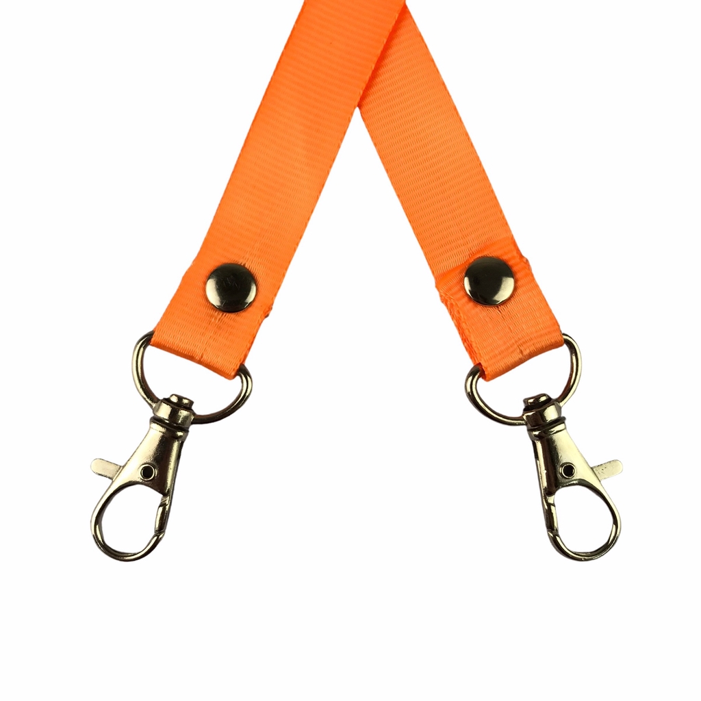 Dây đeo thẻ lụa 1.5cm đầu móc khóa [50] (100)