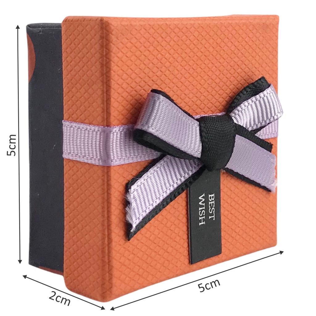 Hộp quà LL 5x5x2cm vuông