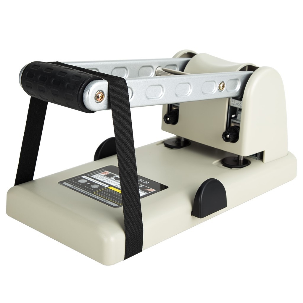 Bấm 2 lỗ Deli 0130 100 tờ