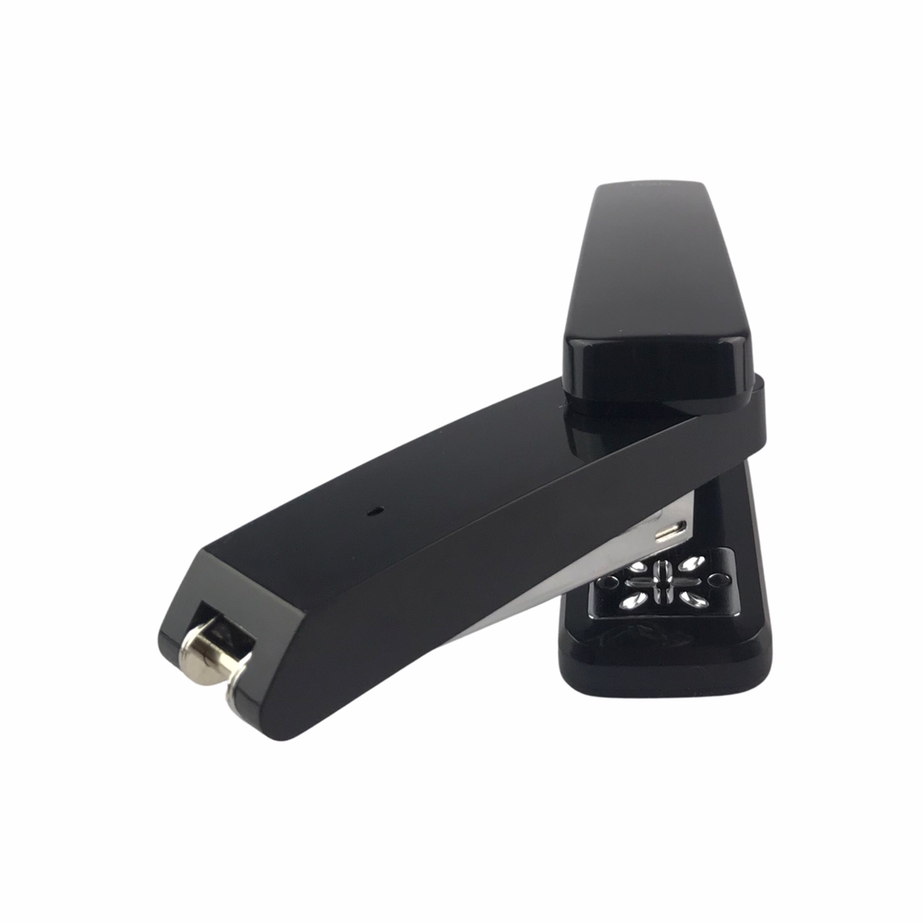 Bấm kim số 3 Deli 0434 xoay 25 tờ (12/72)