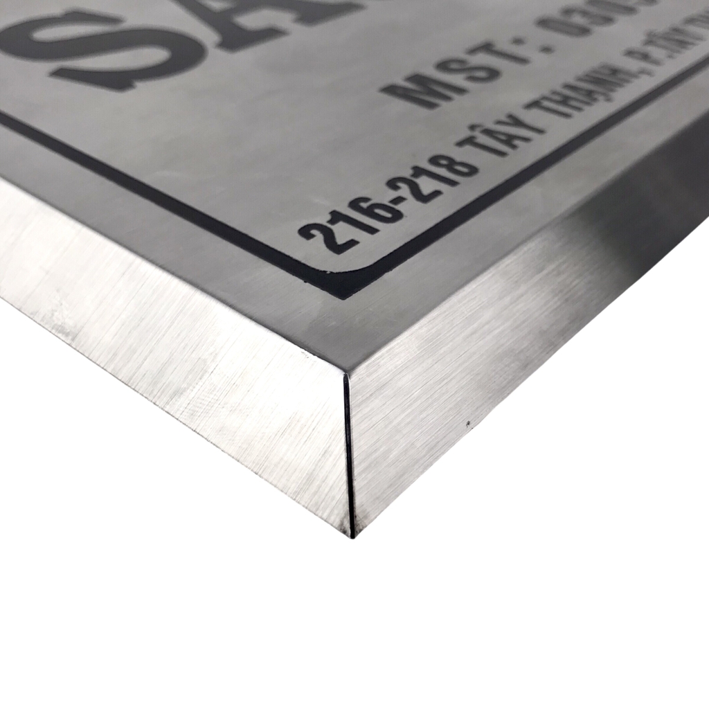 Bảng công ty inox ăn mòn có chân 40x30cm nền trắng xước chữ đen