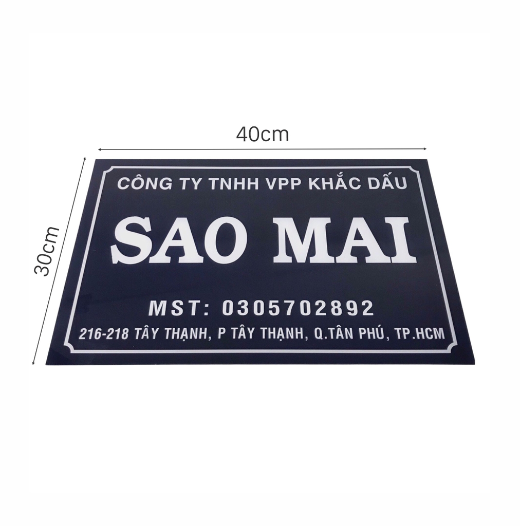 Bảng công ty mica 40x30cm nền xanh dương chữ trắng