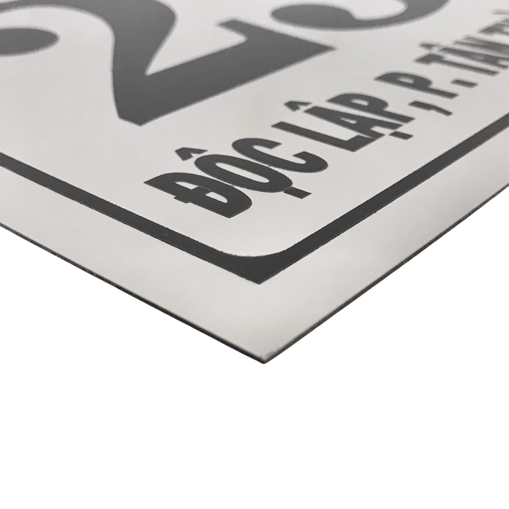 Bảng số nhà inox ăn mòn 30x20cm nền trắng bóng chữ đen