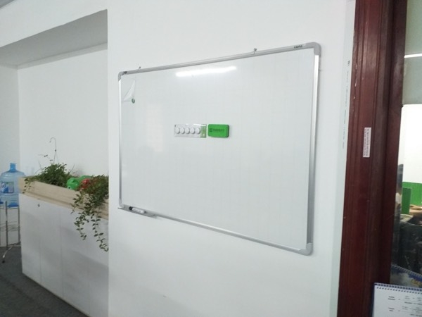 Bảng từ trắng TH khung nhôm F12