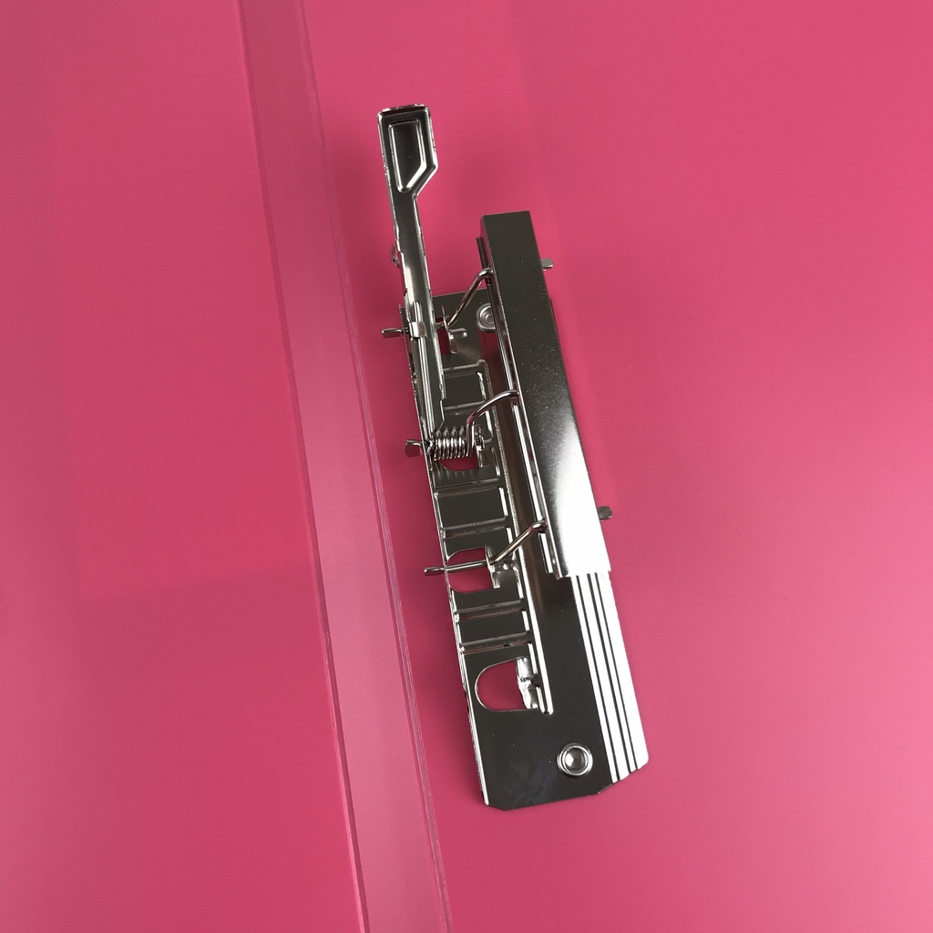 Bìa 1 kẹp Plus 82-V131 / 82-V132 / 82-V133 / 82-V134 / 82-V135 /  82-V136 (50)