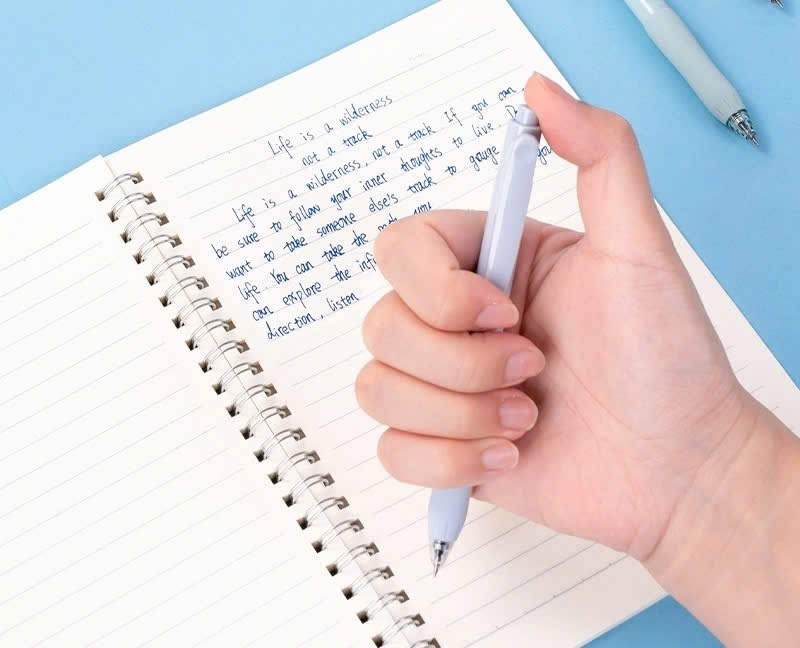 Bút gel Deli G157 0.5mm (12)