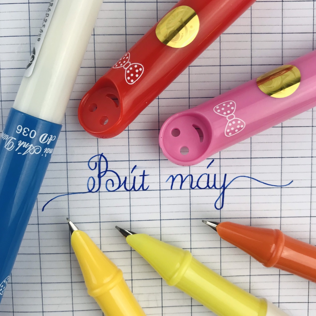 Bút máy Ánh Dương AD 036