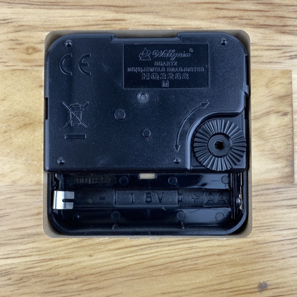 Đồng hồ gỗ Enter DH01 / DH02 / DH03 / DH04 / DH05 / DH06 / DH07 / DH08 / DH09 / DH10 / DH11 / DH12 / DH13 / DH14