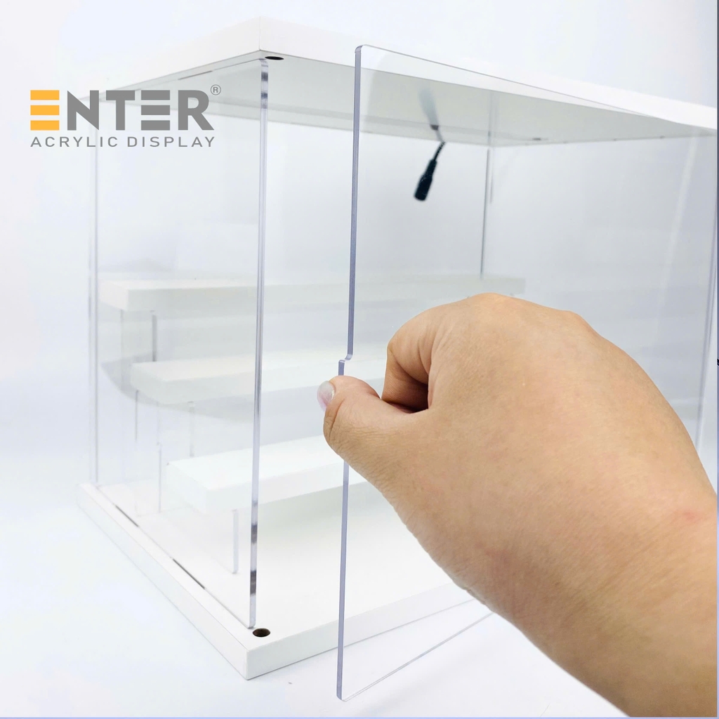 Hộp trưng bày Enter TB311 3 tầng 33x21x25cm có đèn