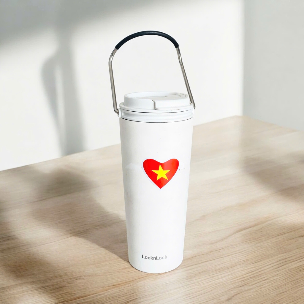 Set 10 sticker decal lá cờ / trái tim dán mặt