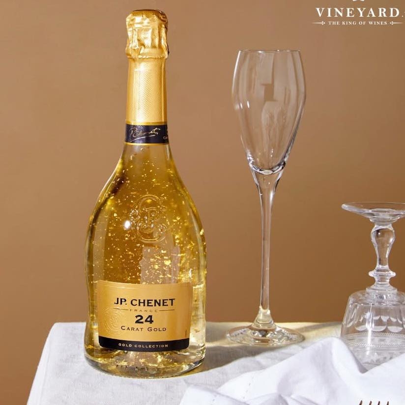 Rượu vang Nổ JP của Pháp.