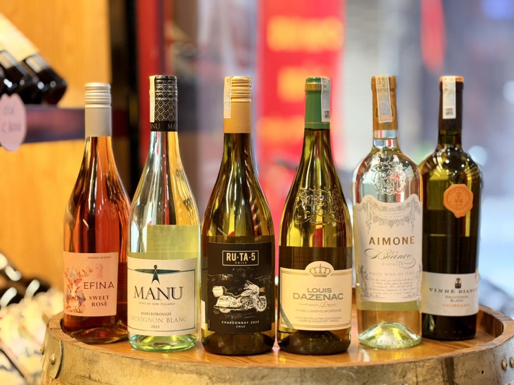 Rượu vang trắng nhập khẩu chính hãng