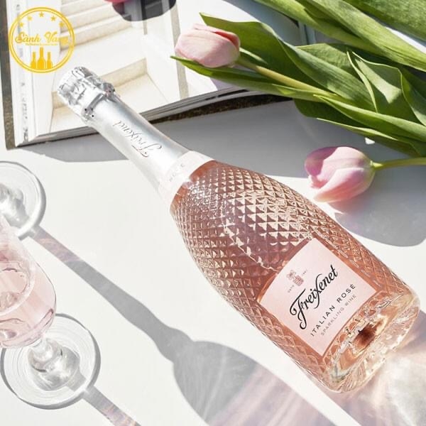 Rượu vang hồng  Freixenet Italian Rosé