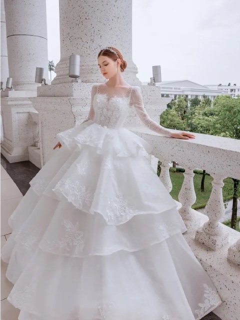 Váy cưới cúp ngực đẹp cho cô dâu thiết kế hiện đại #1096