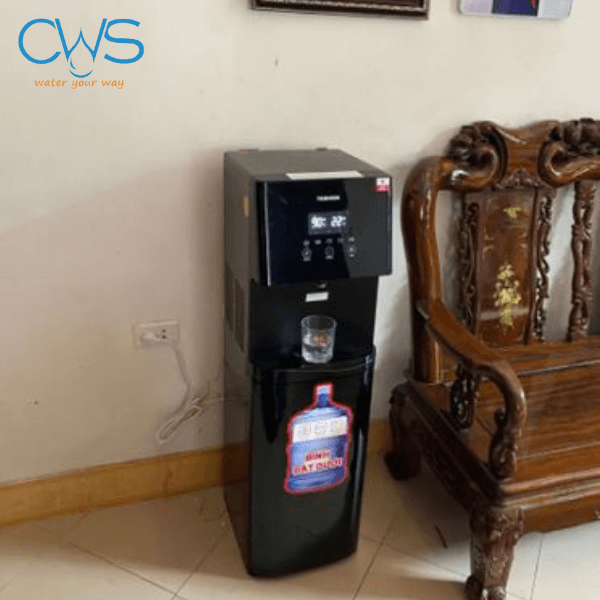 Hình Ảnh Thực Tế Máy Làm Nước Nóng Lạnh Toshiba RWF-W1830BV