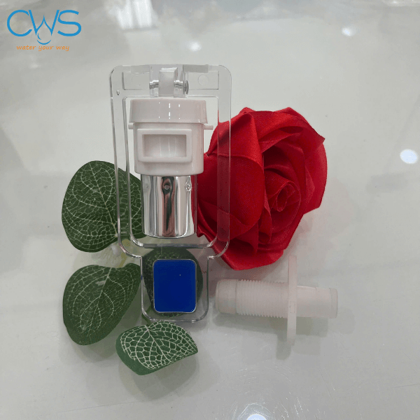 Hình ảnh thực tế vòi nước lạnh PROWATECH kèm bộ nối