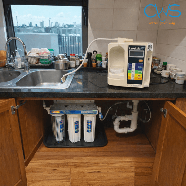 Lắp đặt bộ tiền lọc 10 Inch cho máy điện giải Kangen SD501