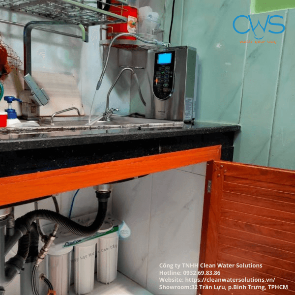 Lắp đặt bộ tiền lọc 3 cấp Thái Lan 10 Inch cho máy điện giải ion kiềm Panasonic TK-AS66