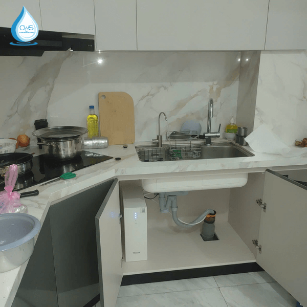 Lắp đặt lõi lọc nước Truliva UR3626 tại căn hộ khách