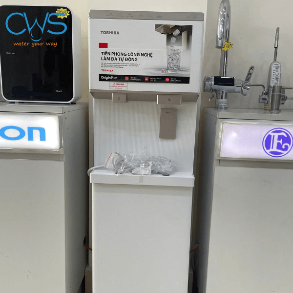 Máy lọc nước làm đá Toshiba TWP-IW2469SVN(K) tại showroom CWS