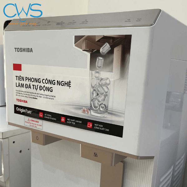 Máy lọc nước làm đá Toshiba TWP-IW2469SVN(K) thực tế, làm đá nhanh