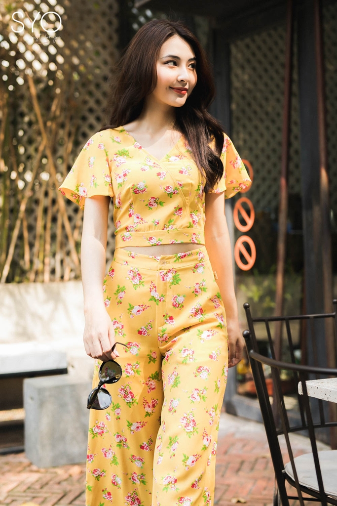 MẸ & BÉ] Set áo croptop dài tay quần ống rộng dễ thương cho Mẹ & bé– Bé  Xinh Shop