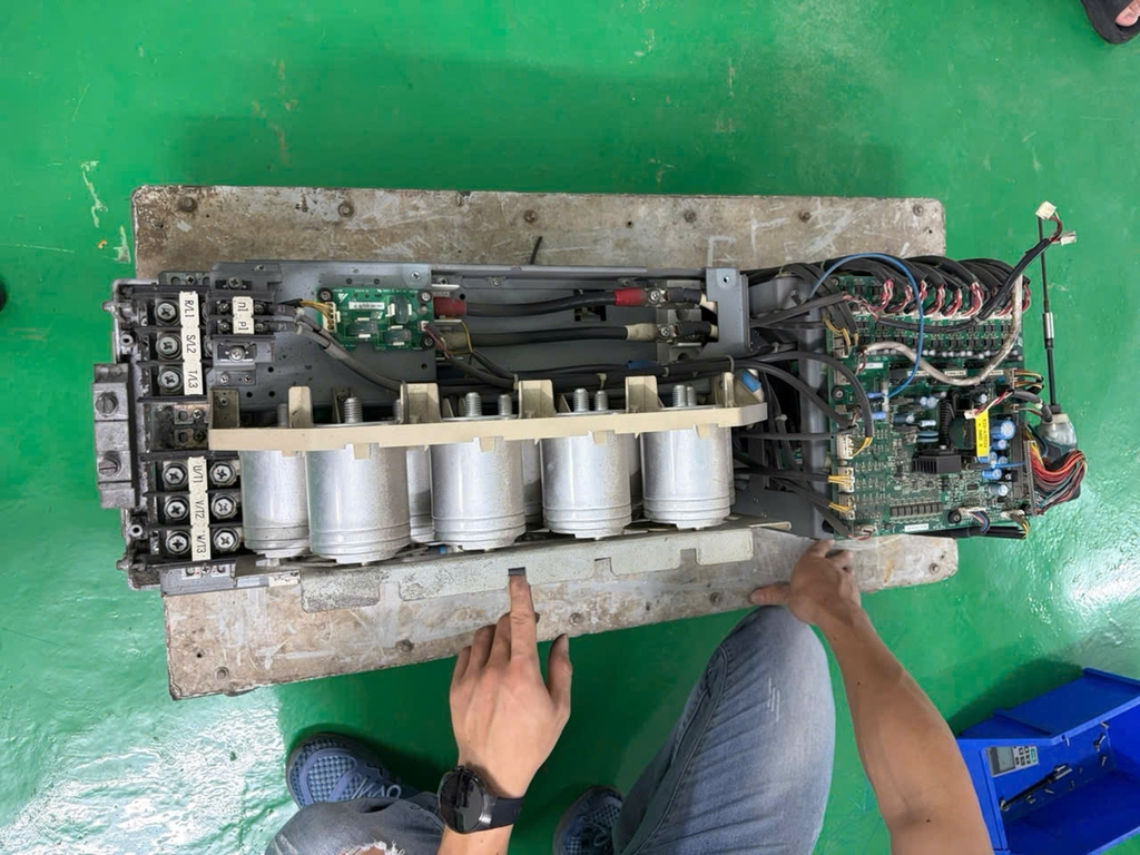 Module chỉnh lưu nguồn đầu vào biến tần