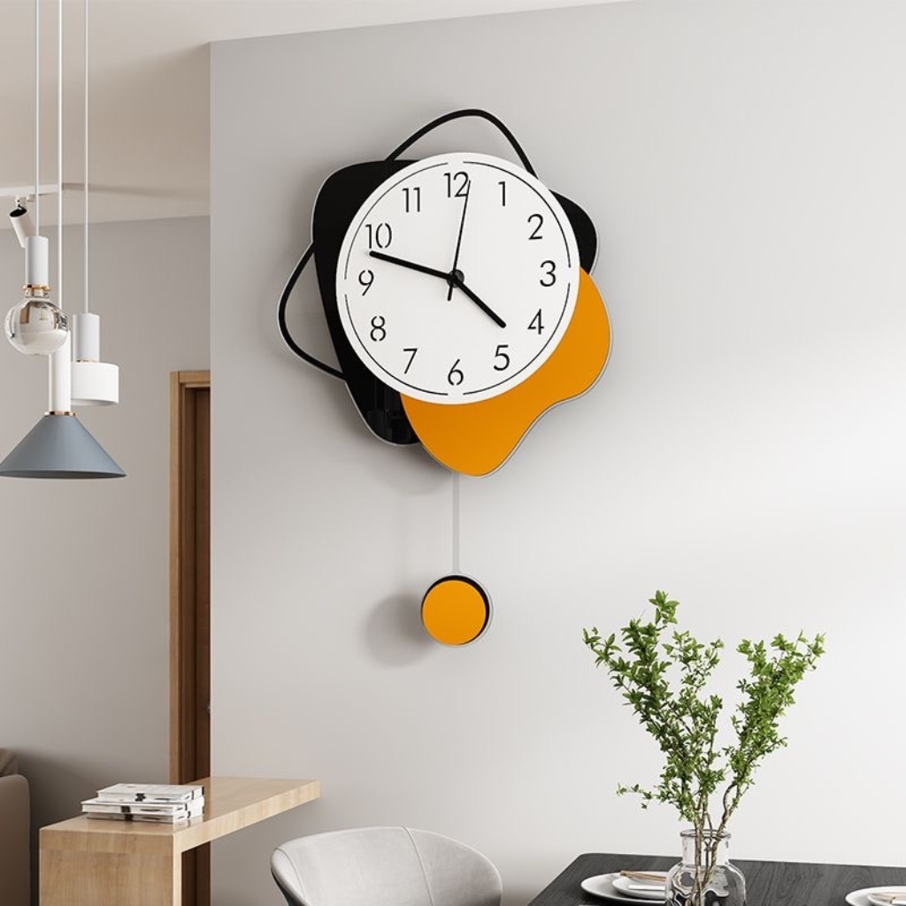 Đồng Hồ Treo Tường Quả Lắc CL075 Hiện Đại Và Sang Trọng