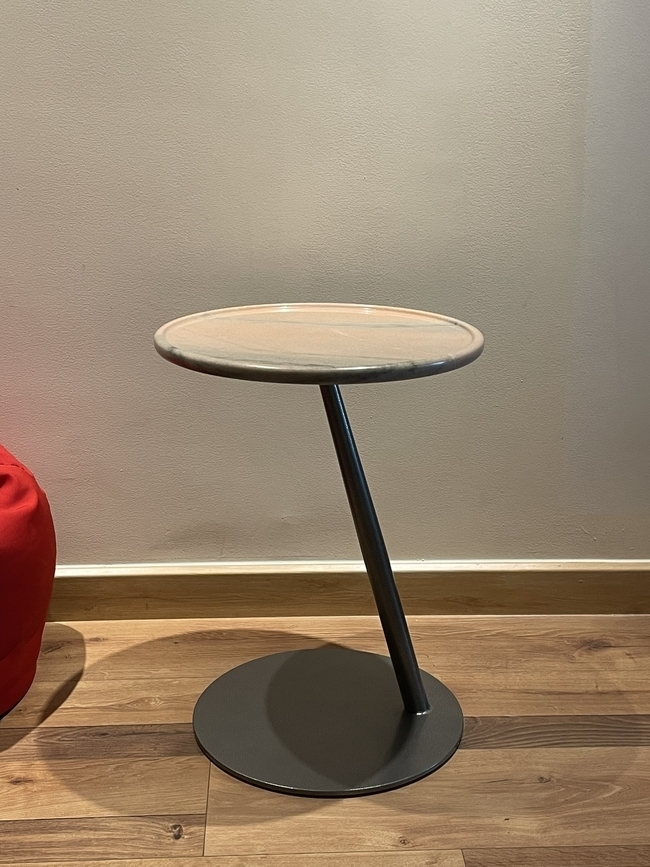 MARBLE Z-SHAPED SIDE TABLE - PINK