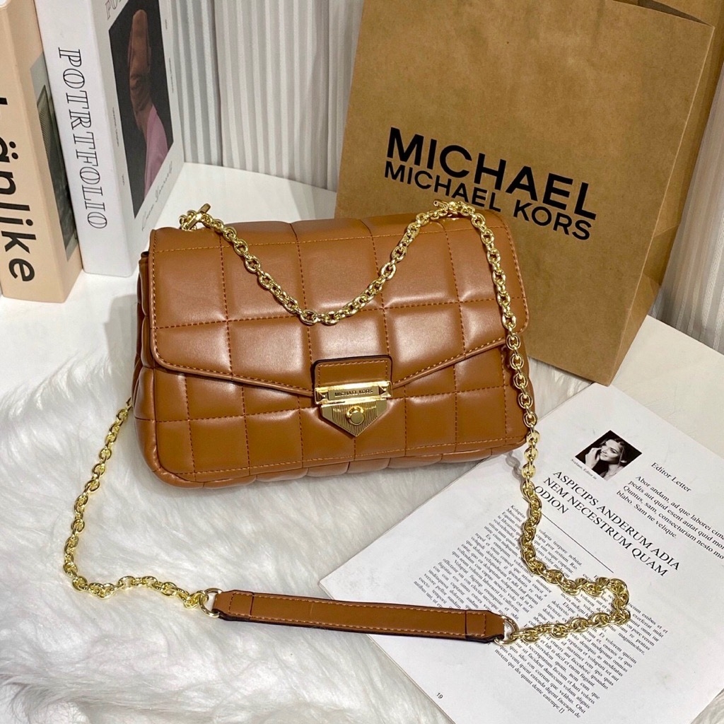 TÃI MK SOHO LARGE QUILTED leather shoulder bag tuixachxuatkhau
