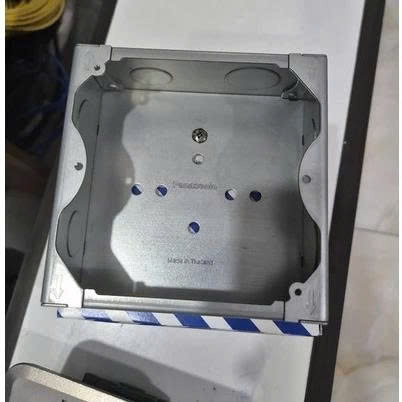 Ổ cắm âm sàn DUF1200LTK-1 (Lắp 3 thiết bị)