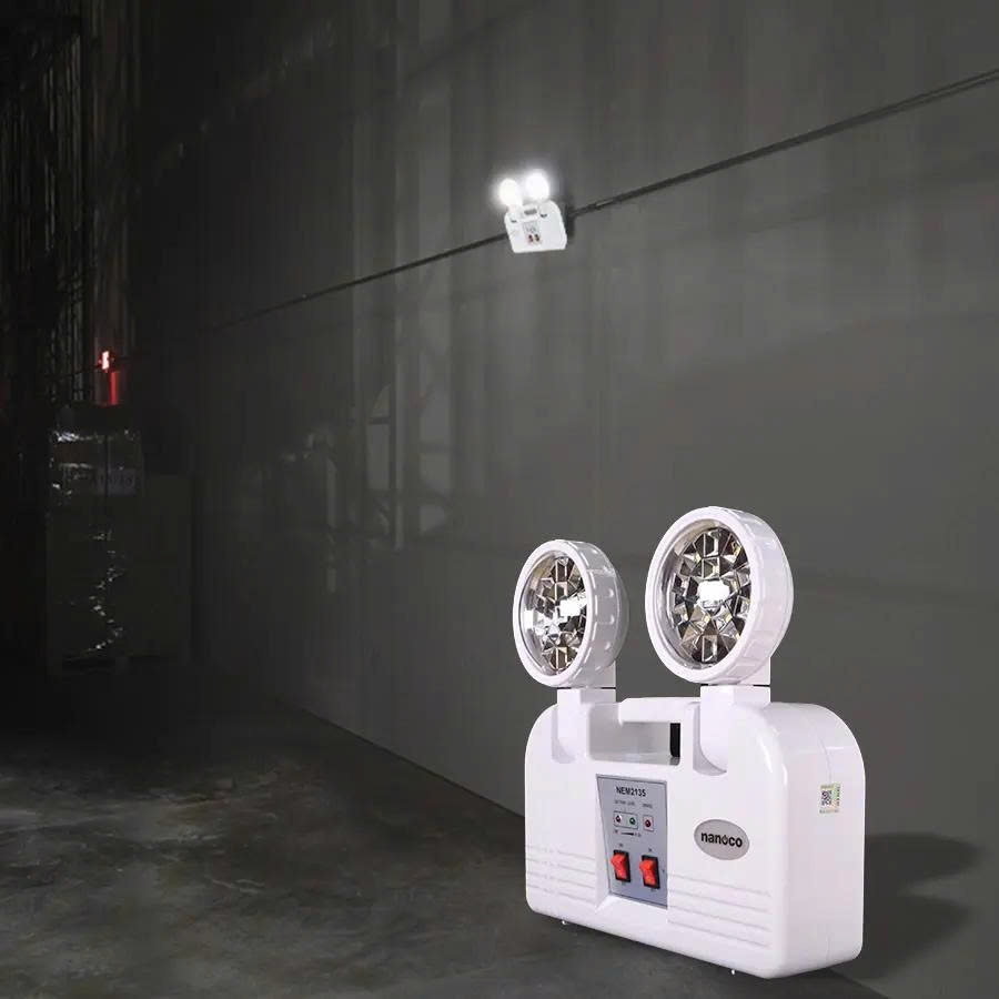 Đèn chiếu sáng khẩn cấp 3.7V 2.2A pin 3H NEM21351